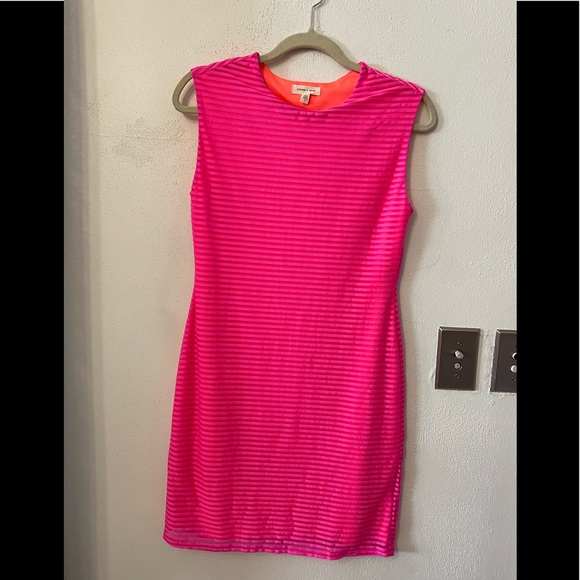 Silence + Noise Shadow Striped Muscle Tee Dress - Picture 7 of 14